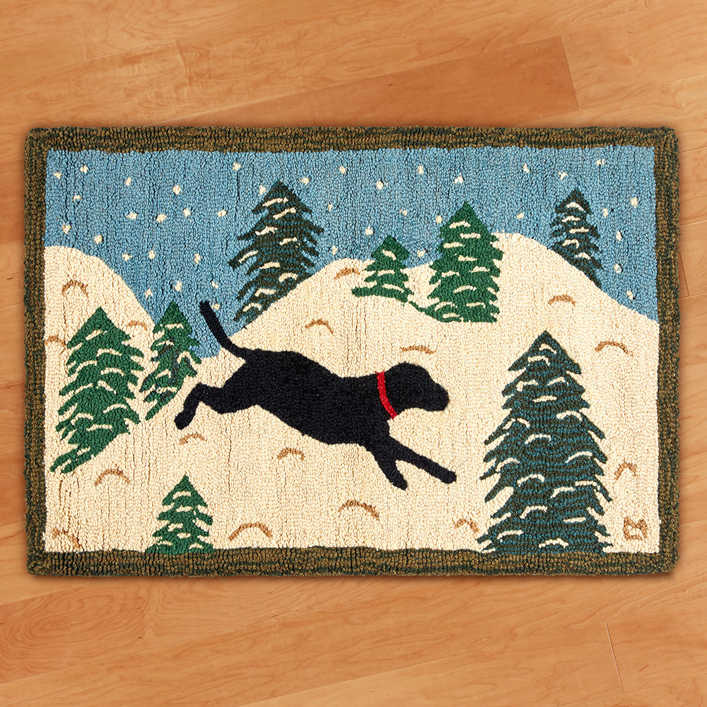 Chandler 4 Corners 2' x 3' Hooked Rug, Snow Black Dog