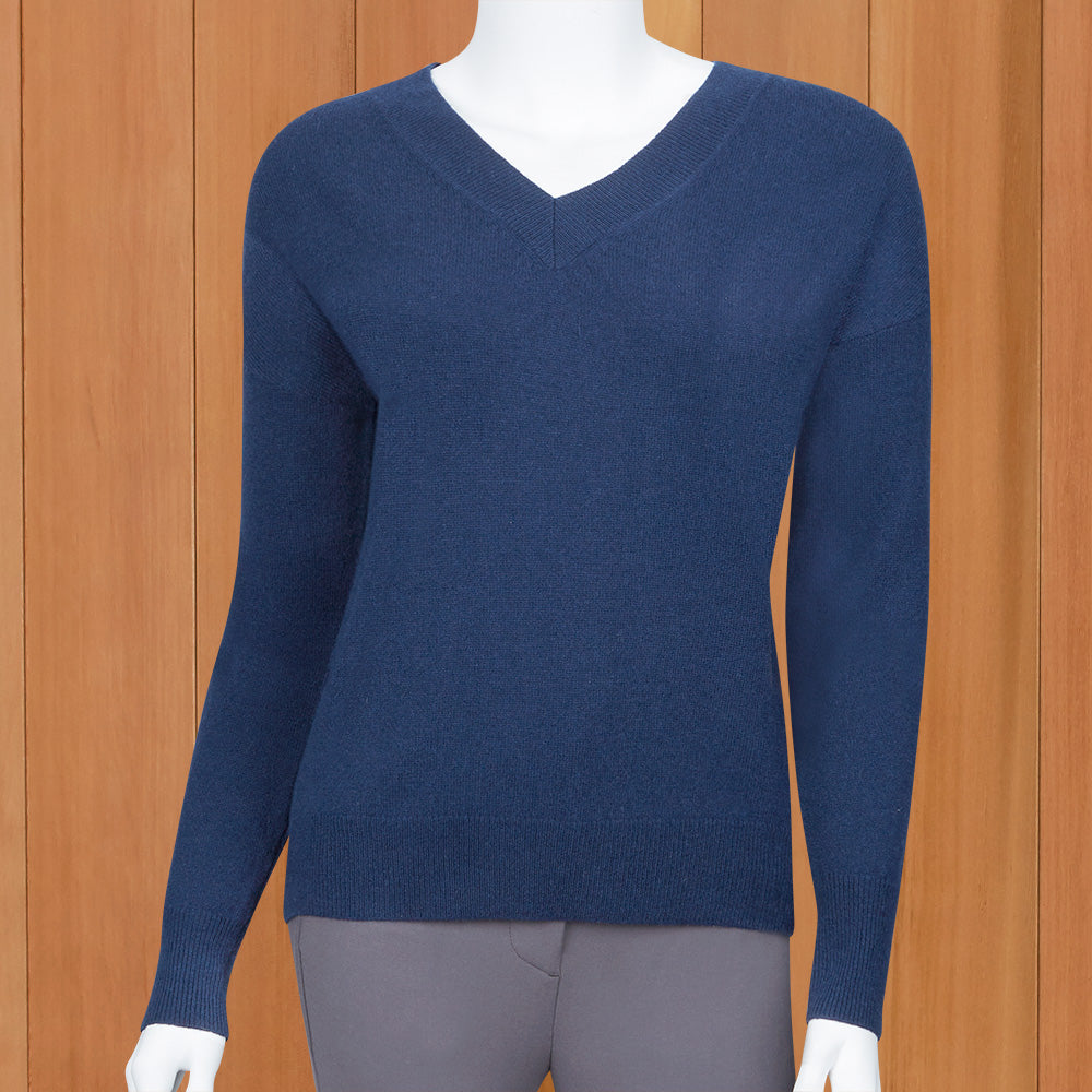 Kinross Cashmere Women's Modern V-Neck Pullover