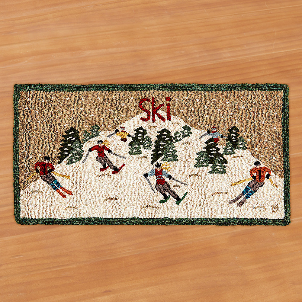 Chandler 4 Corners 2' x 4' Hooked Rug, Ski Mountain