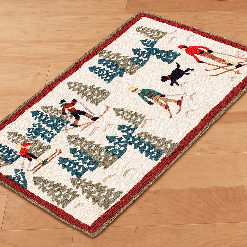 Chandler 4 Corners 2' x 4' Hooked Rug, Cross Country