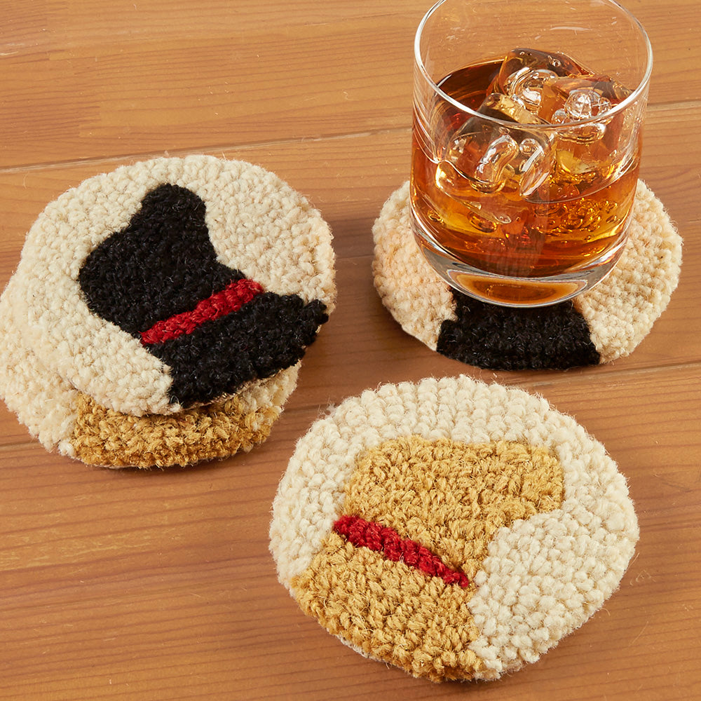 Chandler 4 Corners Hooked Wool Coaster Set, Lab