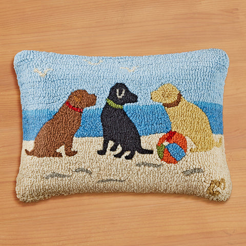 Chandler 4 Corners 20" x 14" Hooked Pillow, Buddies at the Beach