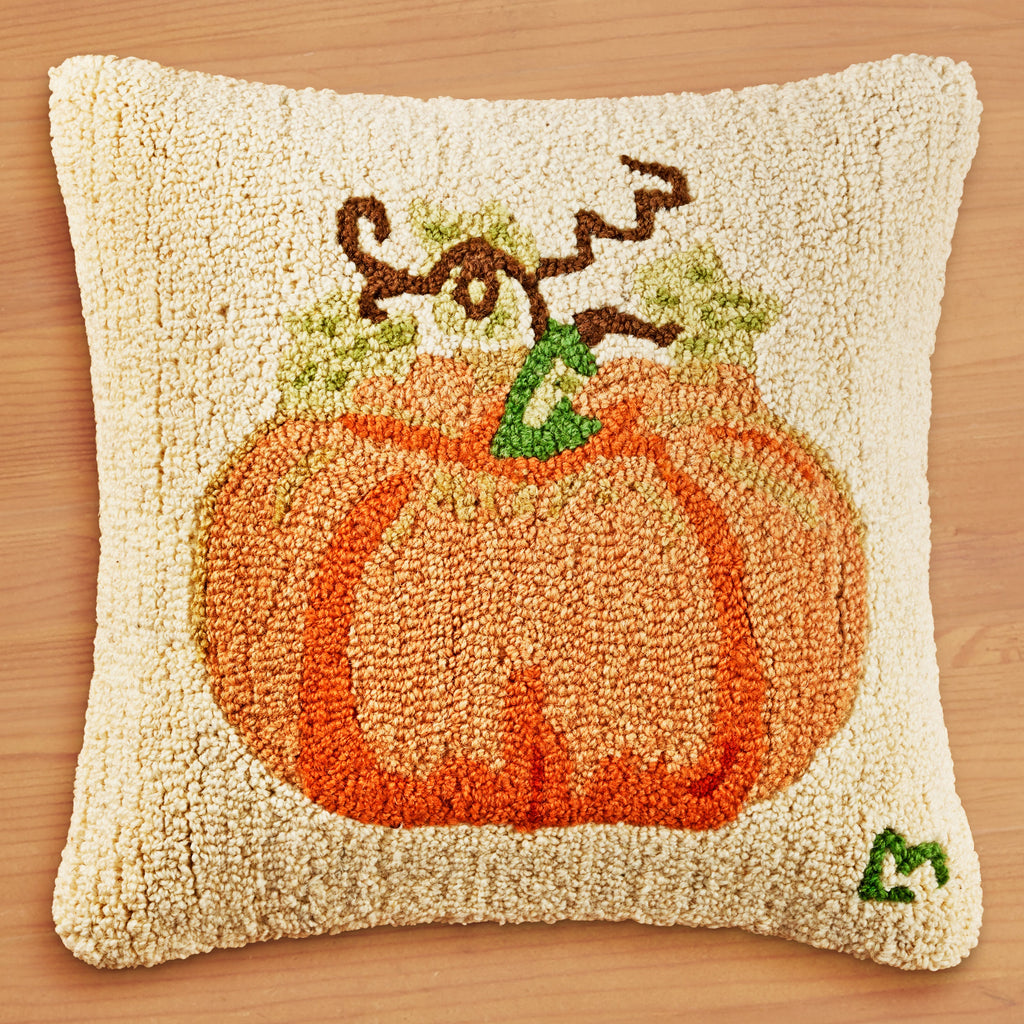 Chandler 4 Corners 18" Hooked Pillow, Perfect Pumpkin