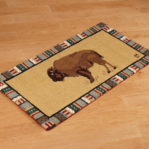 Chandler 4 Corners 2' x 4' Hooked Rug, Noble Buffalo on Gold