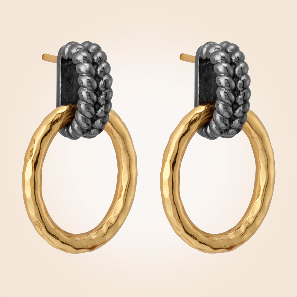 Capucine De Wulf Cleopatra Gold Regal Link Earrings