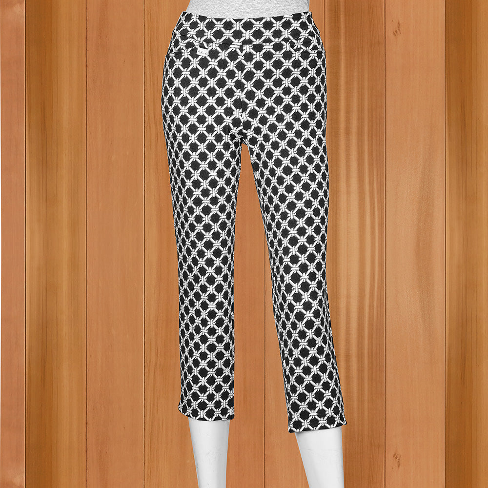 Lulu-B Pull-On Bangladine Capris, Twisted Knots