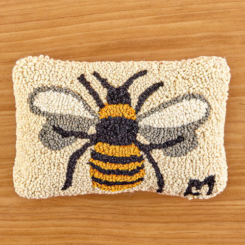 Chandler 4 Corners 8" x 12" Hooked Wool Pillow, Bumblebee