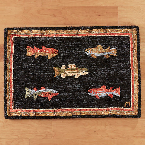 Chandler 4 Corners 2' x 3' Hooked Rug, River Fish