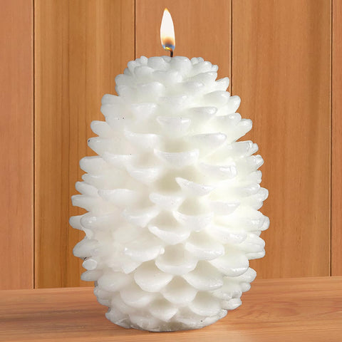 Siberian Fir Scented Pinecone Candle