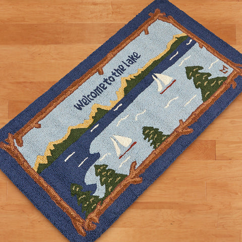 Chandler 4 Corners 2' x 4' Hooked Rug, Welcome to the Lake