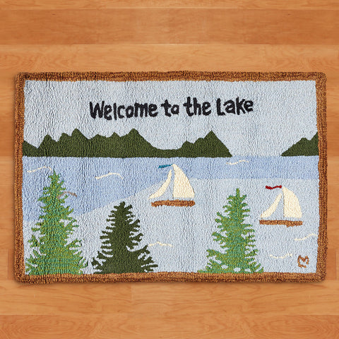 Chandler 4 Corners 2' x 3' Hooked Rug, Welcome to the Lake