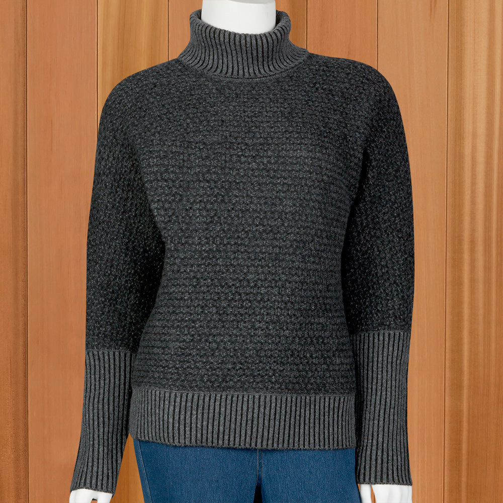Kinross Cashmere Women's Twisted-Stitch Turtleneck Sweater
