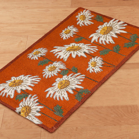 Chandler 4 Corners 2' x 4' Hooked Rug, Daisy-Mae
